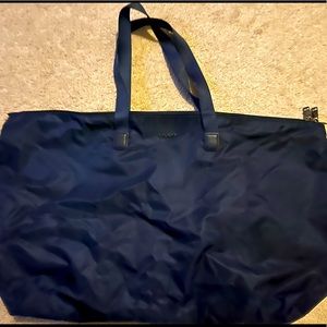 TUMI travel tote